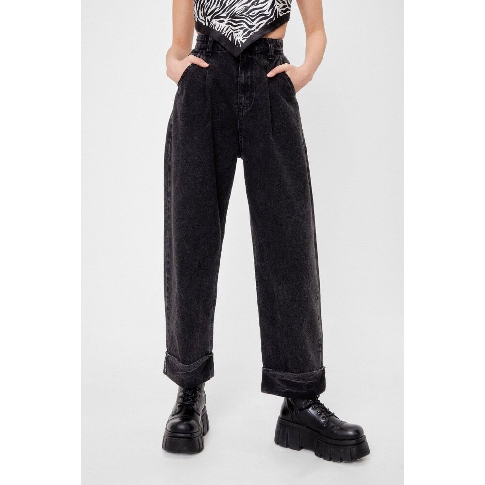 NWT Nastygal Womens 6 High Waisted Tapered Turn Up Jeans Black Washed Denim